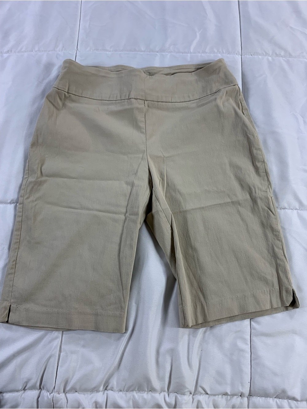 Pre loved D.E.A NEW YORK shorts womens size 6